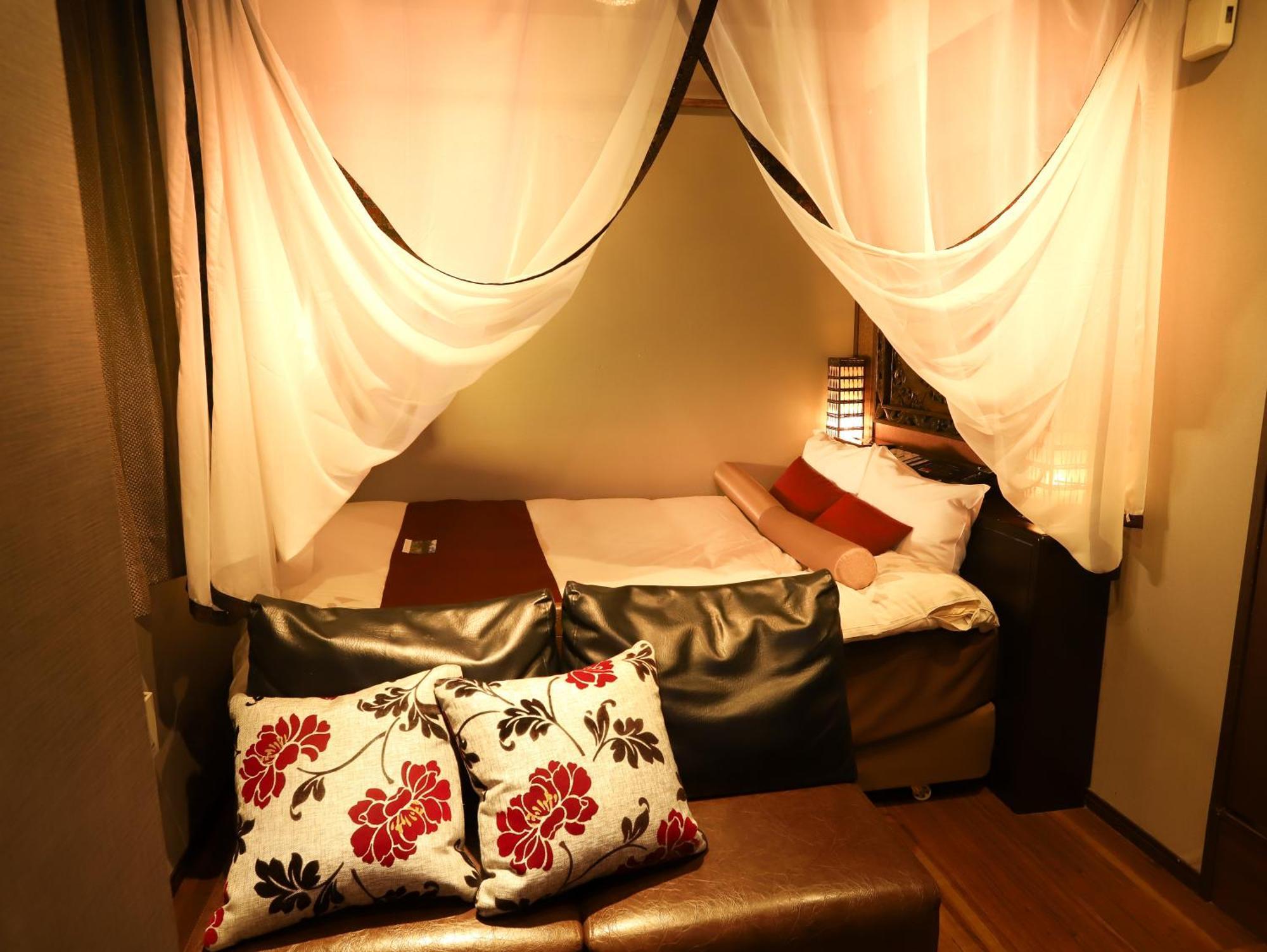 Hotel K6 Osaka Namba (Adults Only) Eksteriør billede